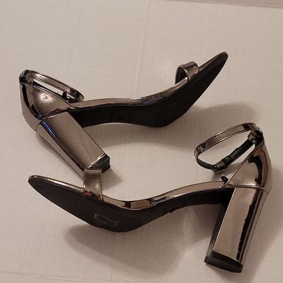 BRAND NEW MADDEN GIRL POINTED TOE SANDAL - Picture 10 of 16